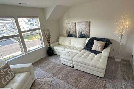 WhatsApp Image 2024-11-21 at 18.04.02 (1)